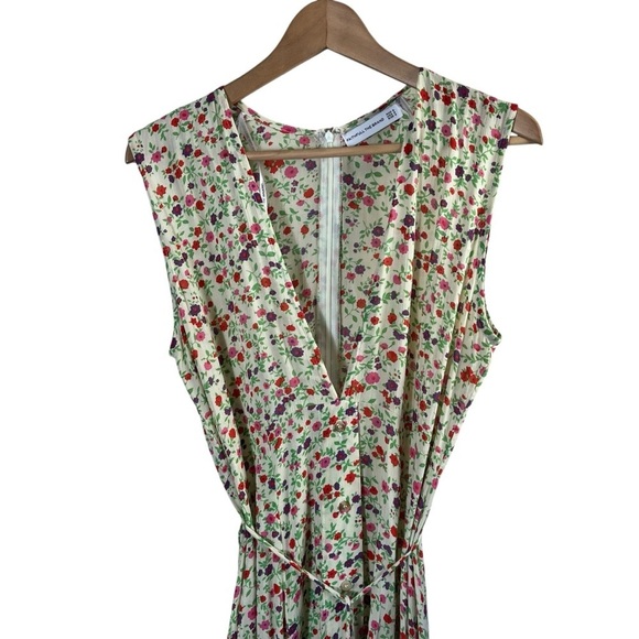 FAITHFULL THE BRAND Blohm Midi Dress in Bastille Floral Print - Picture 6 of 16